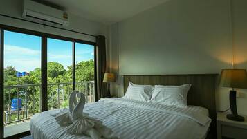 Superior Double Room | Zimmersafe, Verdunkelungsvorhänge, kostenloses WLAN, Bettwäsche