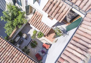 Deluxe-Doppel- oder -Zweibettzimmer, Balkon | Terrasse/Patio