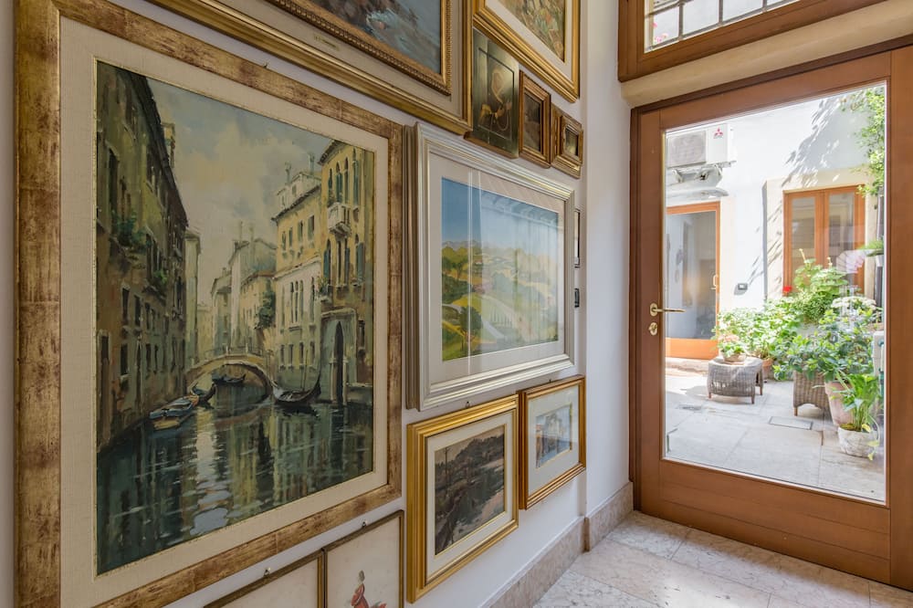 Veronetta House