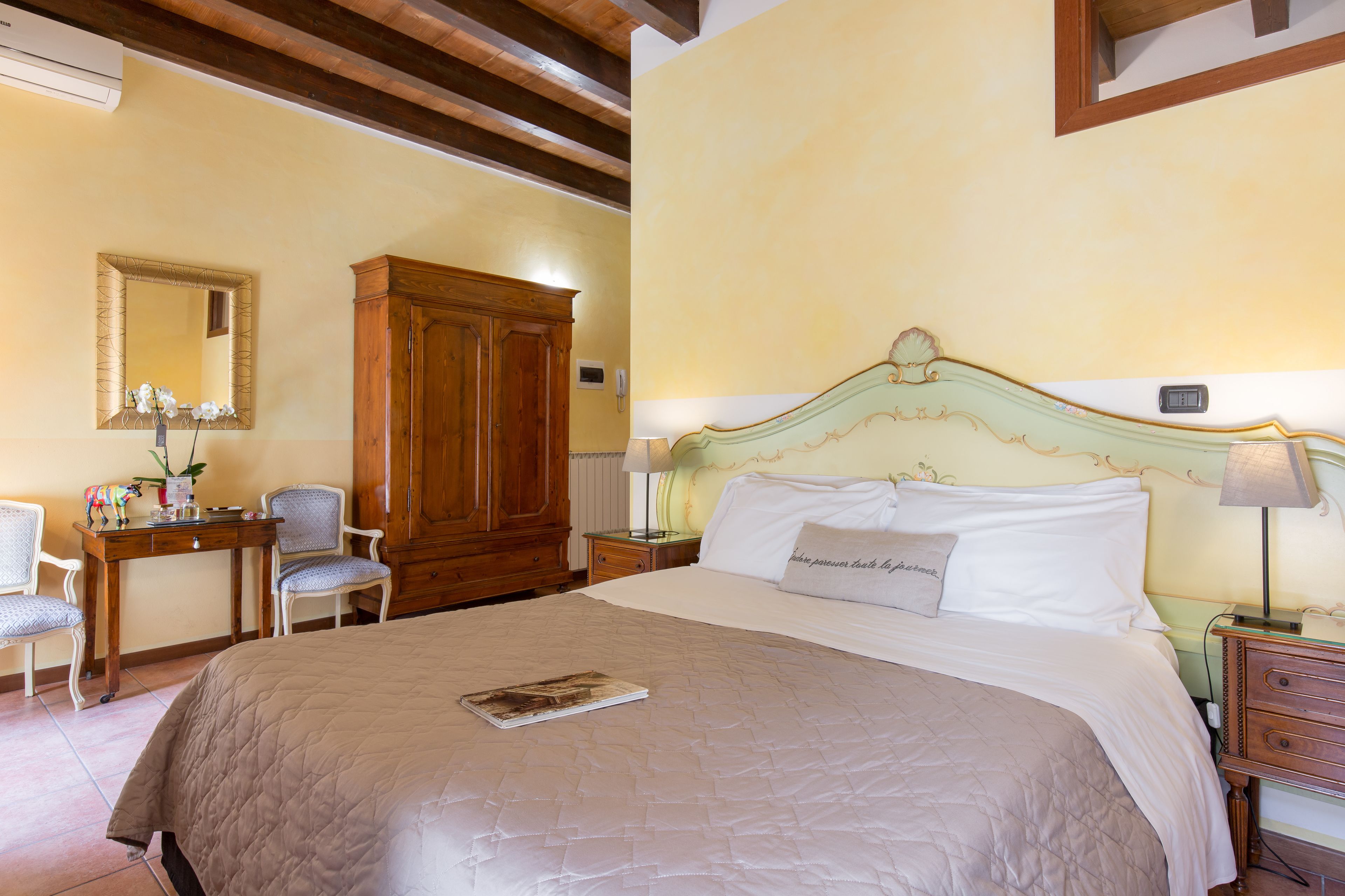 Photo - Veronetta House