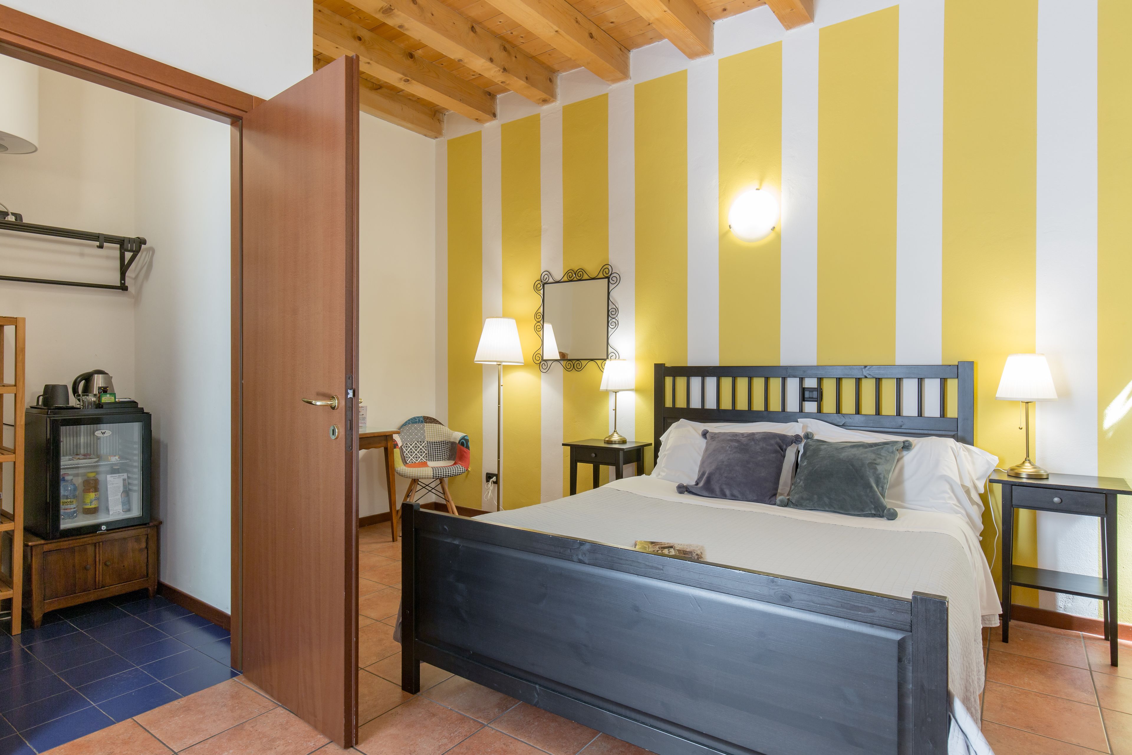 Premium bedding, down comforters, free minibar, in-room safe