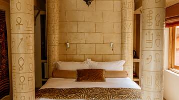 Premium bedding, in-room safe, individually decorated