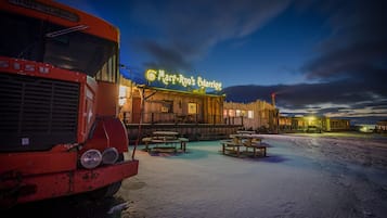 Façade de l’hébergement - soirée/nuit