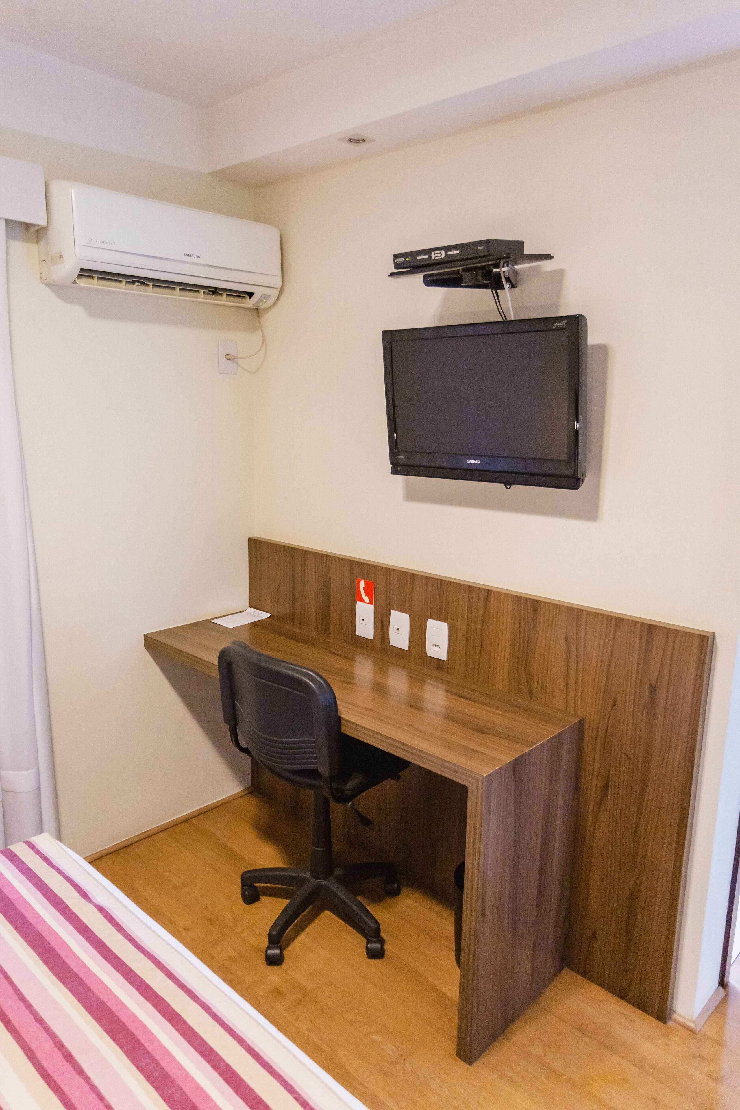 executive apartment, 1 queen bed | 1 bedroom, minibar, in-room safe, individually decorated