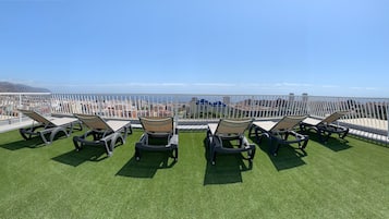 Estudi superior | Sala d'estar | Televisor de pantalla plana