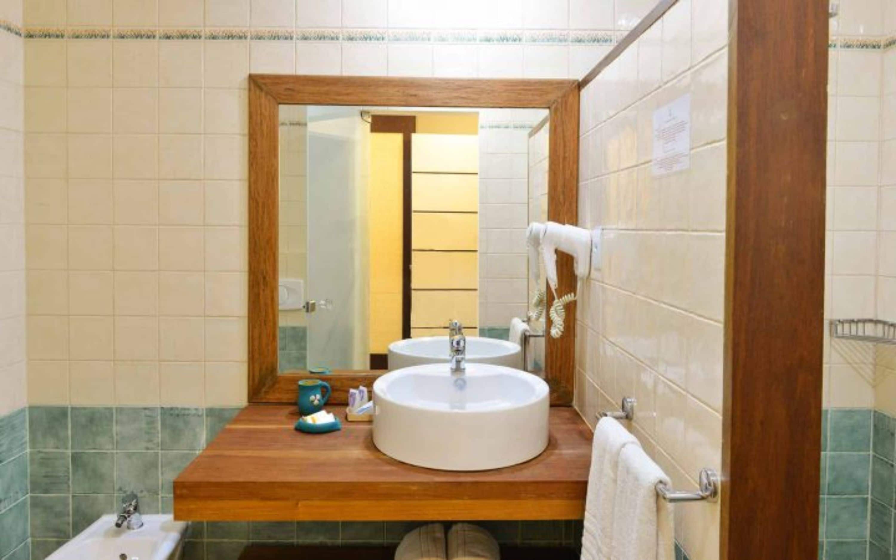 free toiletries, hair dryer, bidet, towels