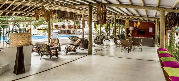 Terrace/patio - Mundaí Hotel Praia Camping (Porto Seguro)