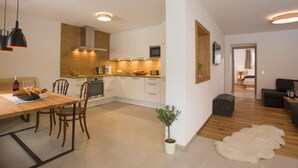 Familieleilighet, 2 soverom | Oppholdsområde
