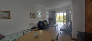 Living area - Jeannies Oura Estrela Apartamentos (Albufeira)