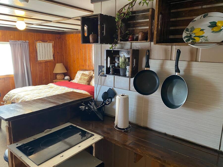 Cabana (RUSTIC COMFORT,1 KING BED,KITCHENETTE) | Roupas de cama de algodão egípcio, roupas de cama premium