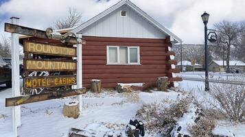 Egyptian cotton sheets, premium bedding, individually decorated