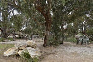 Property grounds - Kangaroo Island Holiday Village (Kingscote)