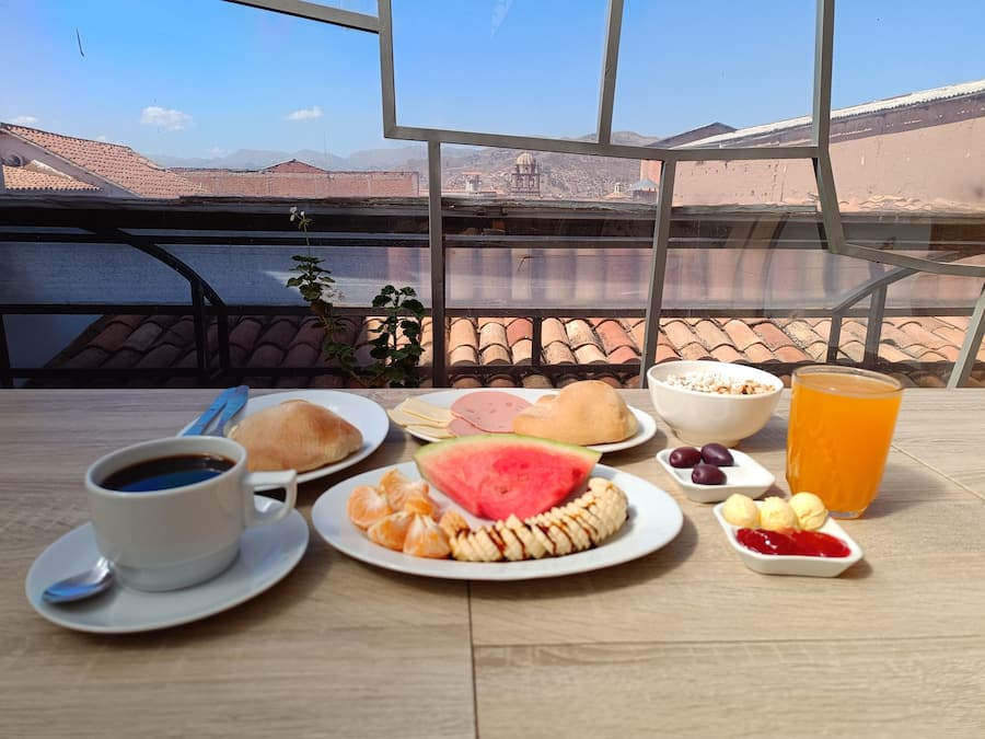 Desayuno buffet incluido todos los días