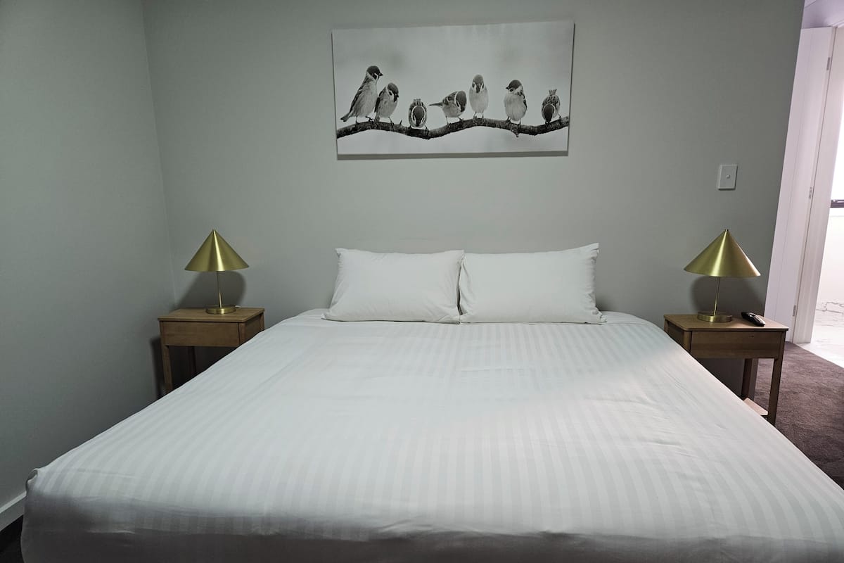 Superior Villa, 1 Bedroom, Ensuite, Vineyard View | Egyptian cotton sheets, premium bedding, Select Comfort beds