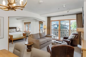 Deluxe Apartment, 1 King Bed with Sofa bed, 2 Bathrooms, Resort View | Living area | Flat-screen TV