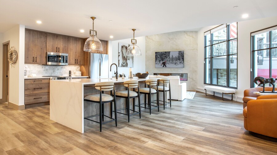 Christiania Condos - CoralTree Residence Collection