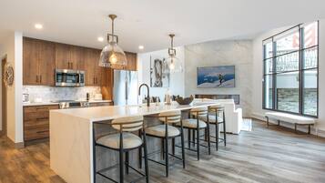 Condo, Fireplace (Vail Center Place 2) | Private kitchen