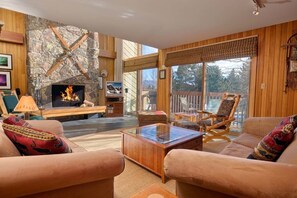 Refrigerador, microondas, placa de cocina, lavavajillas