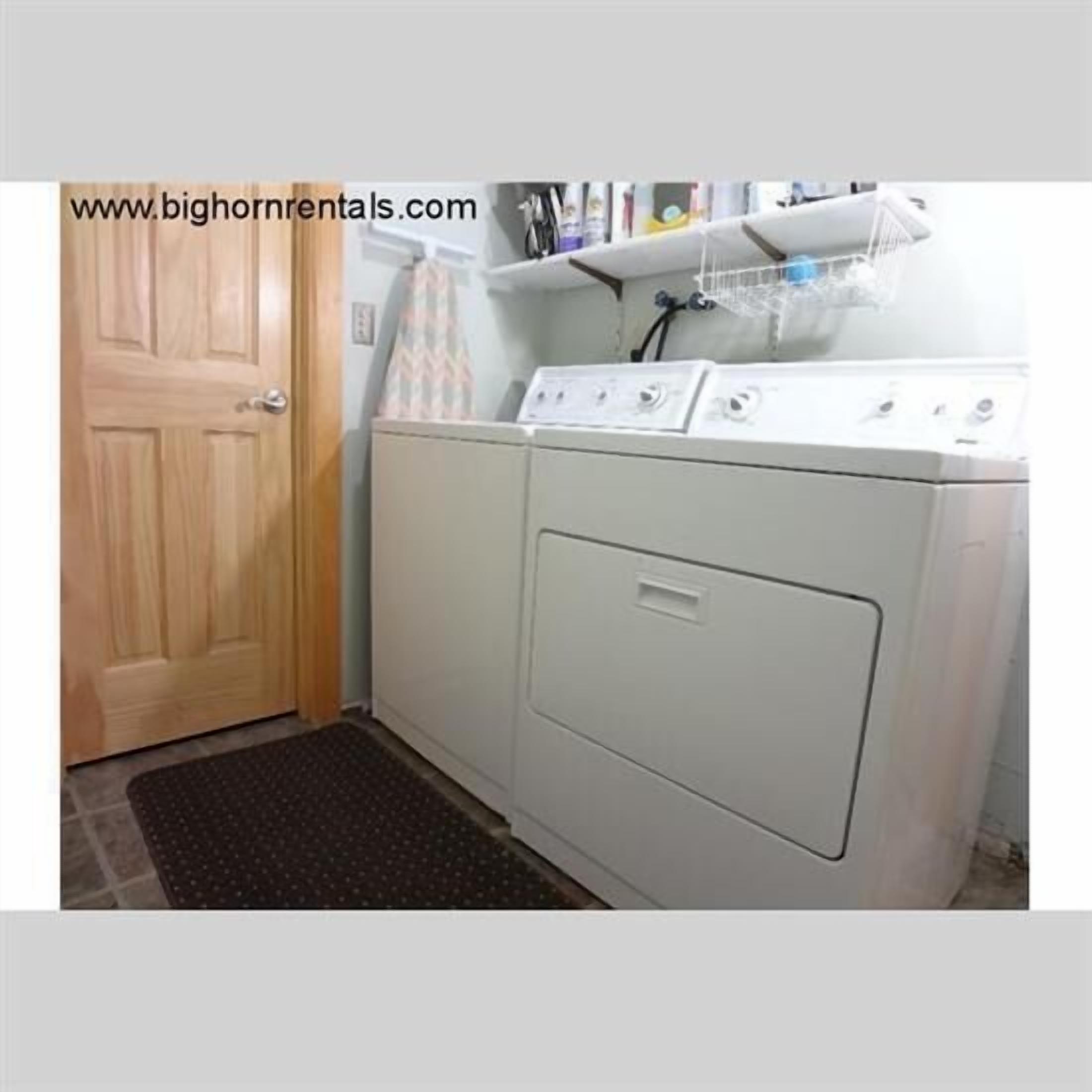 منزل - ٤ غرف نوم | غسيل الملابس