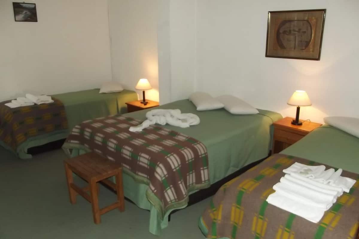 Caja fuerte, wifi gratis, ropa de cama