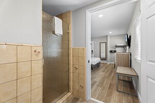 Artículos de tocador gratuitos, secador de pelo