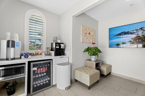 Reception - Ocean Park Inn (Santa Monica)