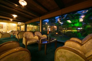Sala de estar en el lobby