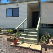 Woodmans Hill Motel
