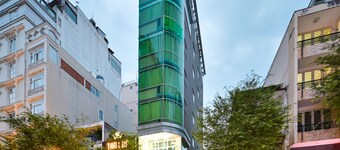 The Noble Swan Hotel New World