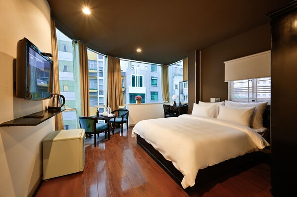 Junior Suite with complimentary daily snack