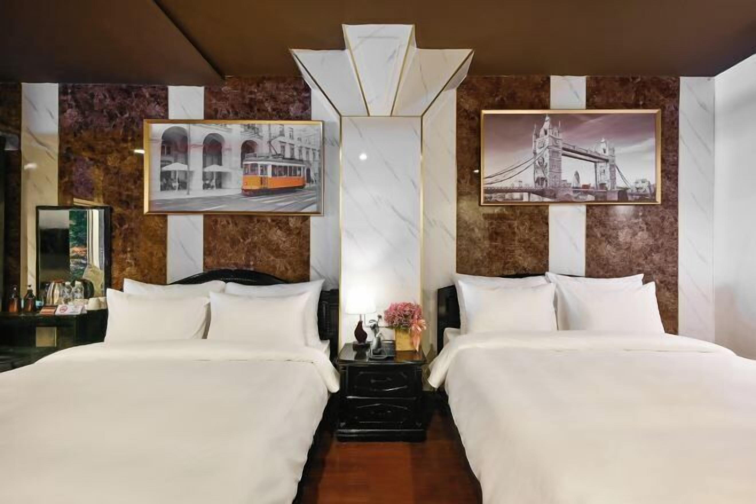 Minibar, in-room safe, desk, soundproofing