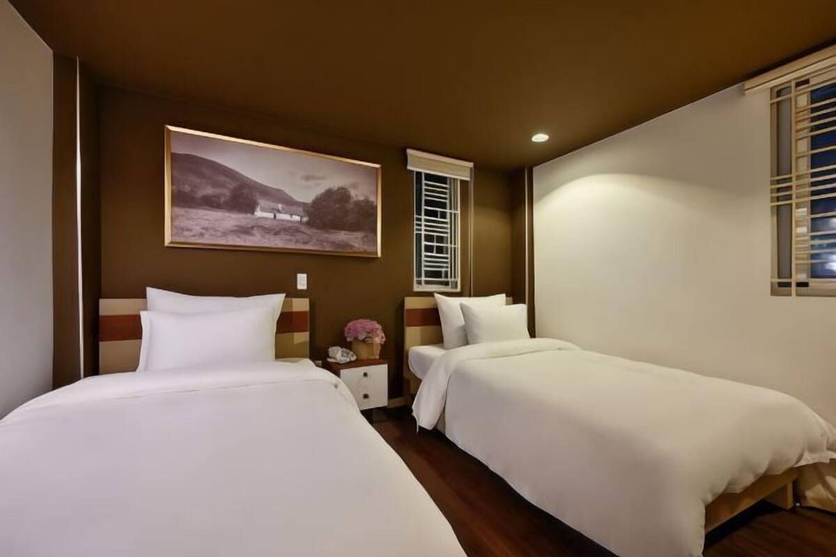 Minibar, in-room safe, desk, soundproofing