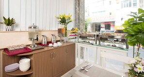 Breakfast buffet - The Noble Swan Hotel New World (Ho Chi Minh City)