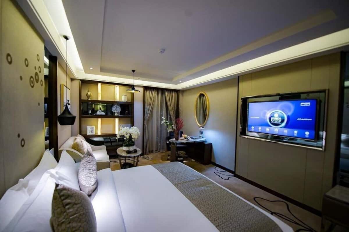 1 bedroom, minibar, in-room safe, desk
