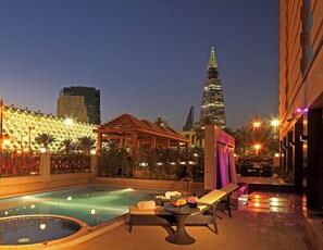 Piscina a l'aire lliure