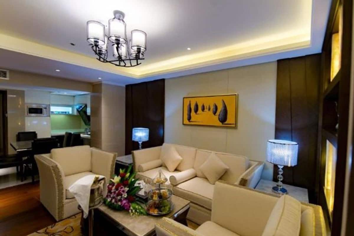 1 bedroom, minibar, in-room safe, desk