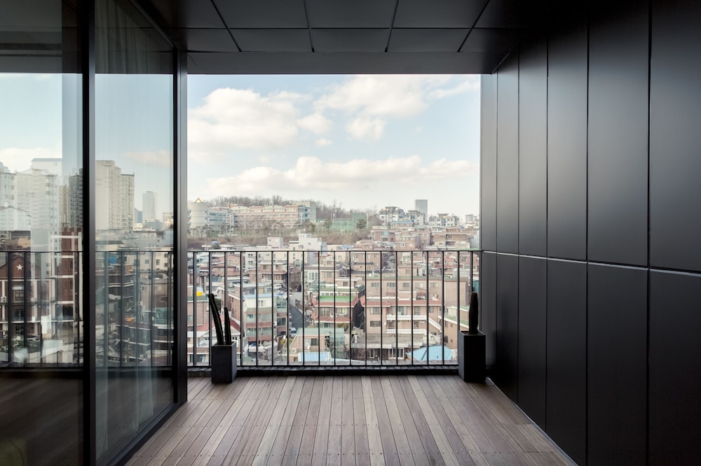 Handpicked Hotel & Collections by null