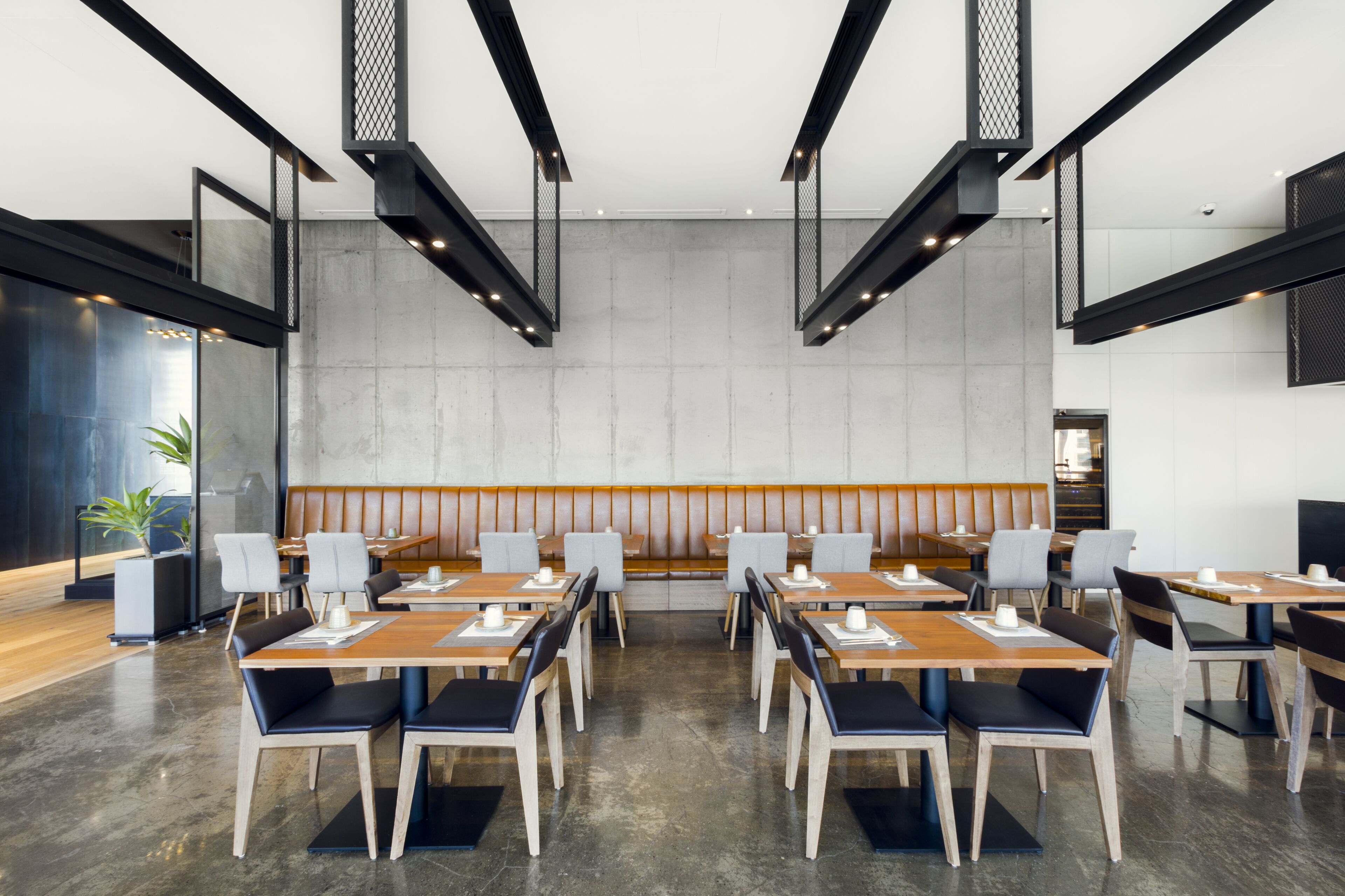 Daily full breakfast (KRW 16000 per person)