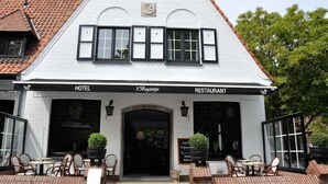Front of property - Hotel 't Bagientje (Bruges)