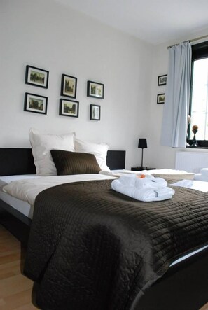 Double Room, Private Bathroom | Free cribs/infant beds, free WiFi - Hotel 't Bagientje (Bruges)