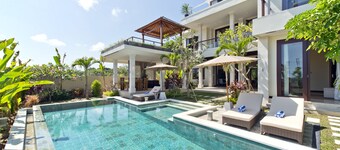 Casa de Balangan by Exotiq Villa Holidays