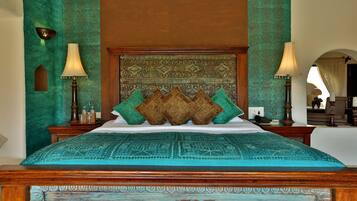 1 bedroom, premium bedding, minibar, in-room safe