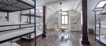 Hostel Orange