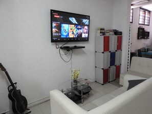 Lobby sitting area - Hostal Don Miguel Cartagena de Indias (Cartagena)