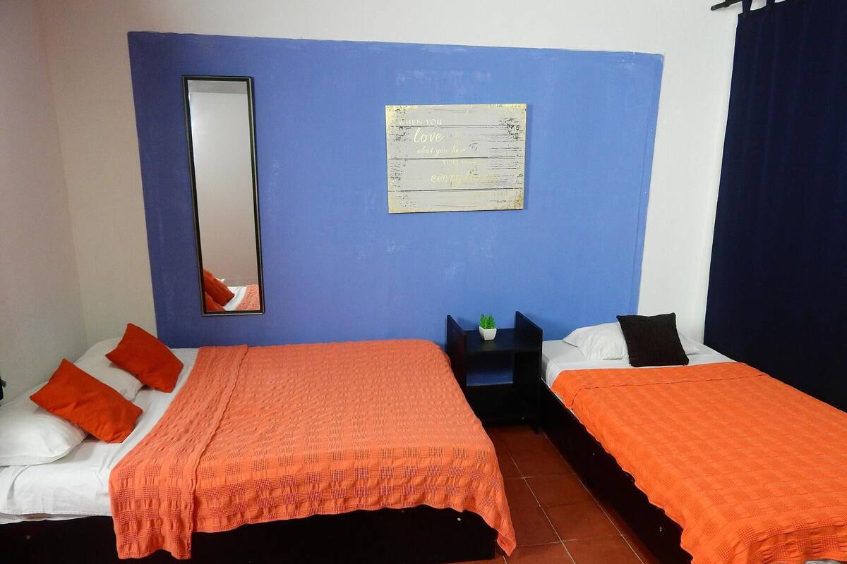 Premium bedding, in-room safe, rollaway beds, free WiFi
