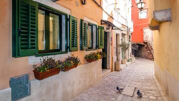 Comfort Studio, Annex Building | Vista cortile