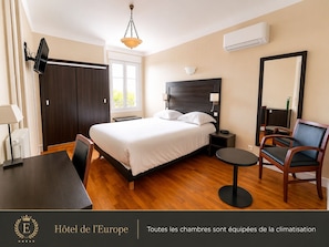 Ropa de cama de alta calidad, camas Select Comfort y minibar 