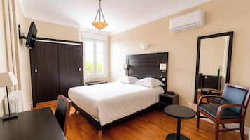 Ropa de cama de alta calidad, colchones Select Comfort y minibar