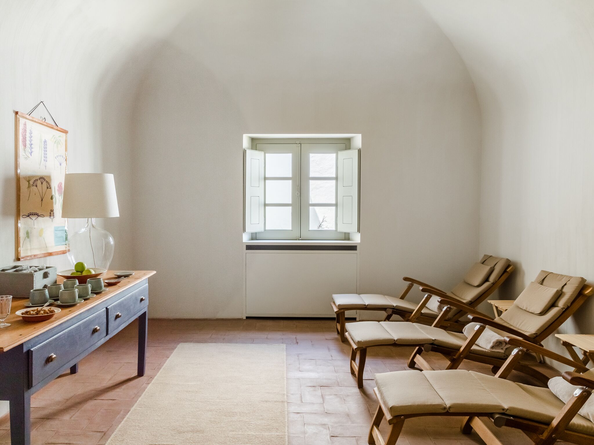 sauna, hot tub, body treatments, hydrotherapy, prenatal massages