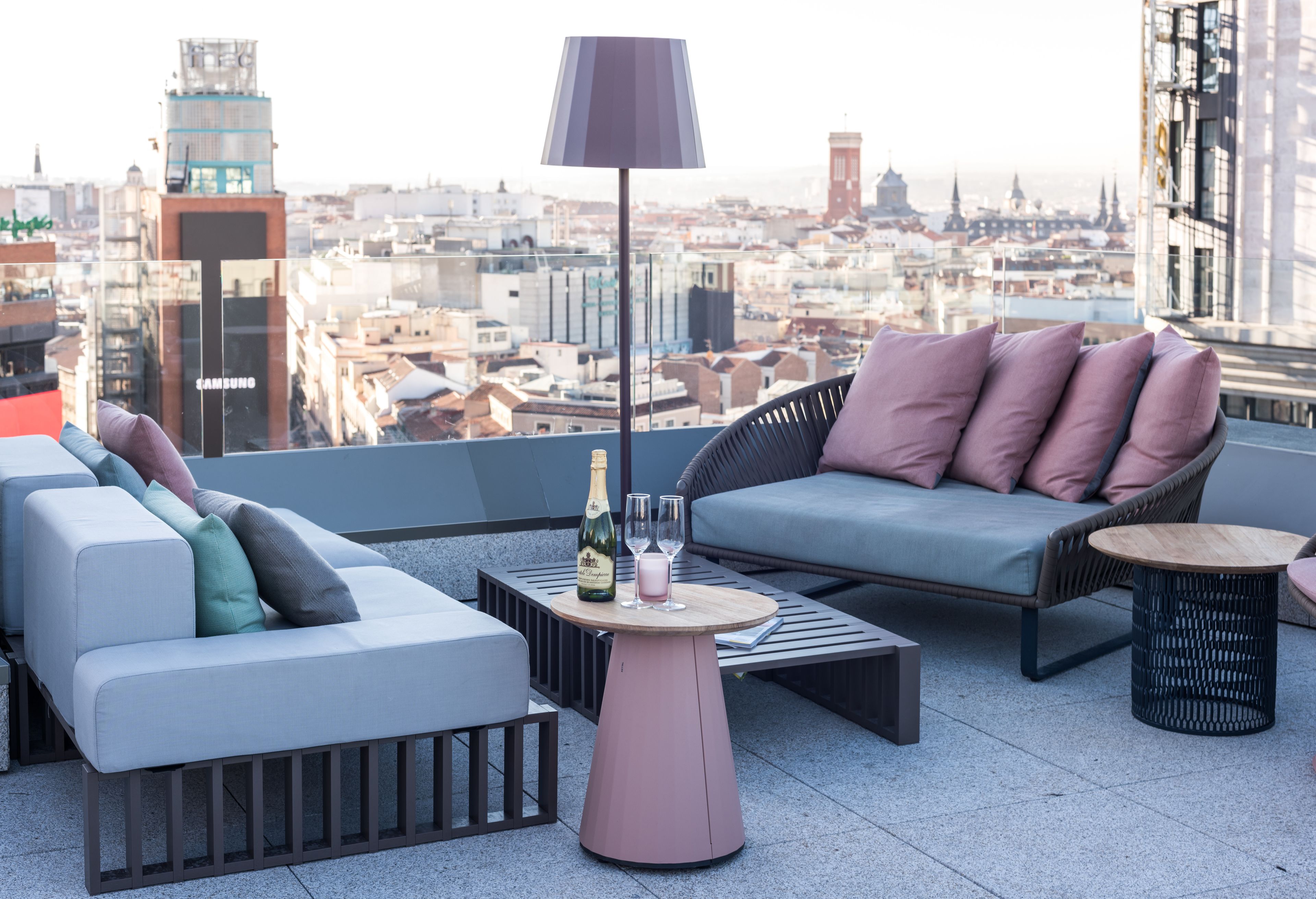 Photo - SmartRental Collection Centric II